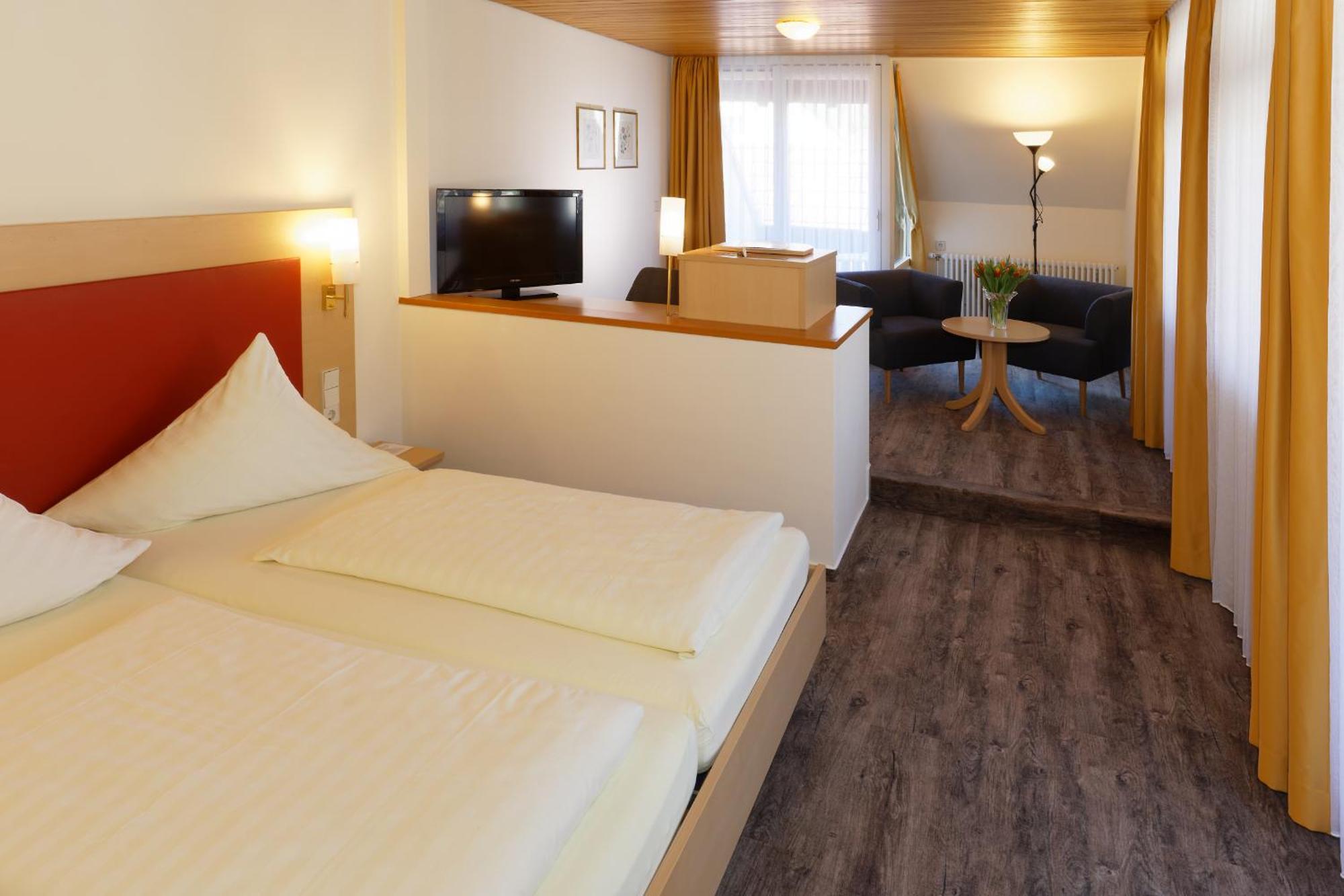 Hotel Hirschen Glottertal Ngoại thất bức ảnh