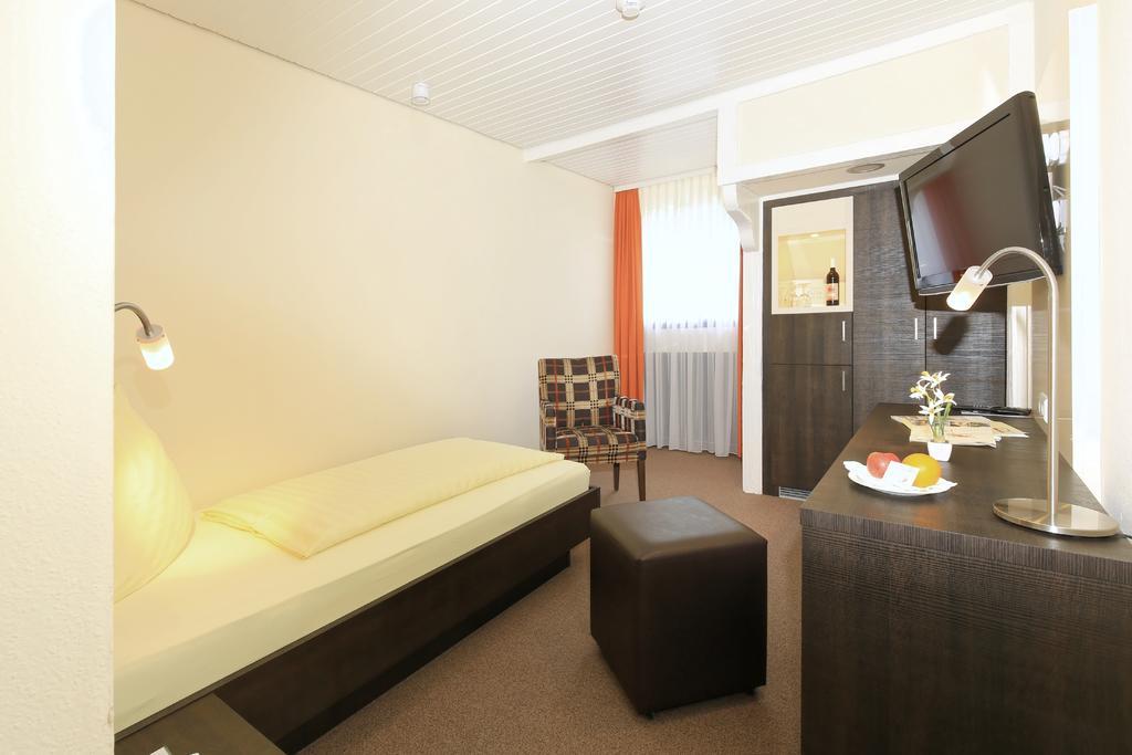 Hotel Hirschen Glottertal Ngoại thất bức ảnh